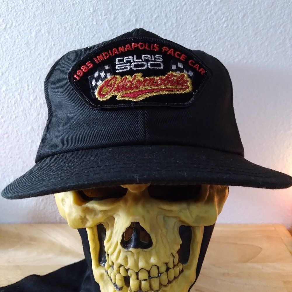 Vintage Oldsmobile 1985 Calais 500 Pace Car Patch Snap Back Hat